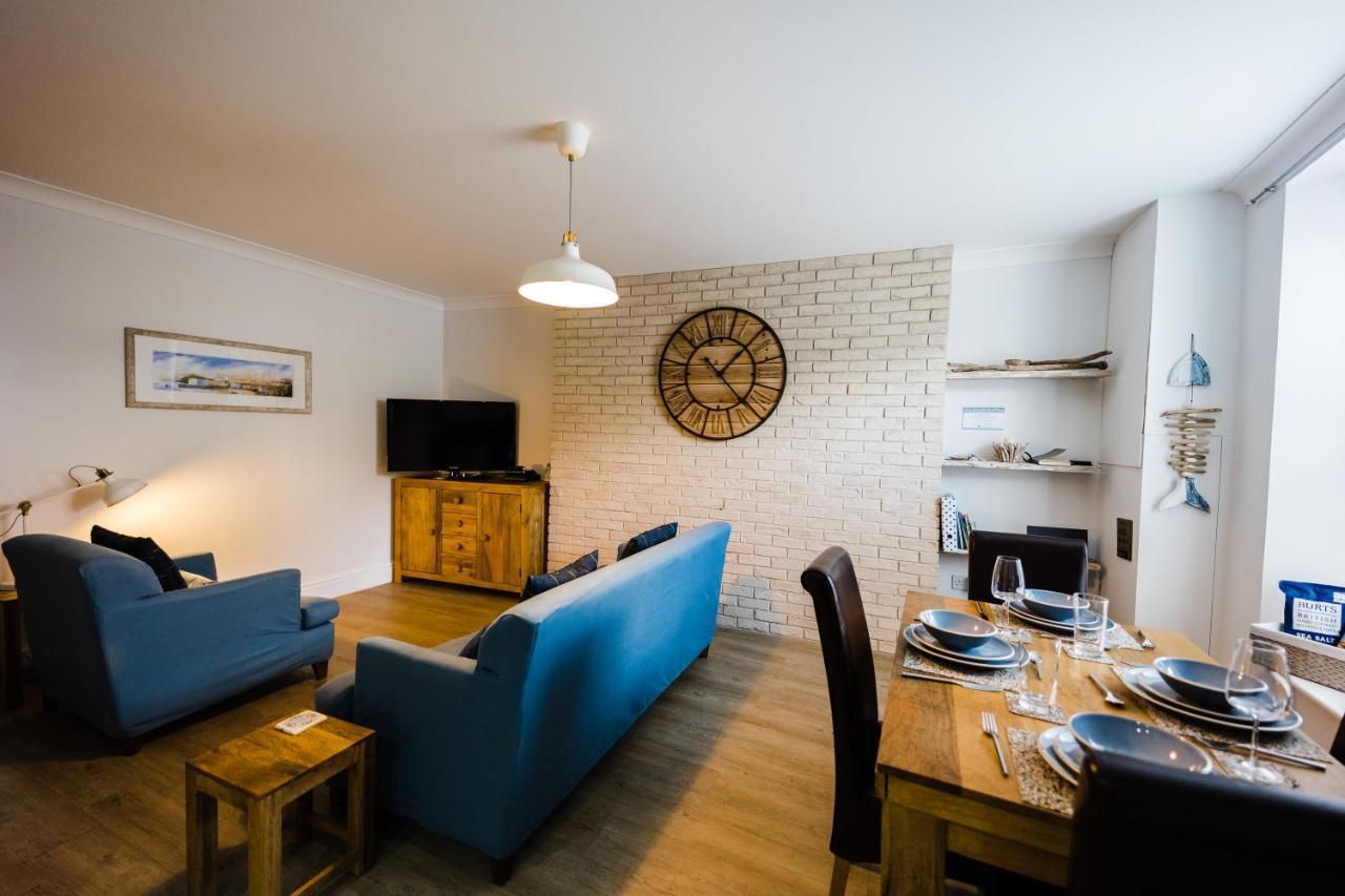 Flat 1 Flint House Tenby - 2 Bedroom - Garden - Dog Friendly Exterior photo